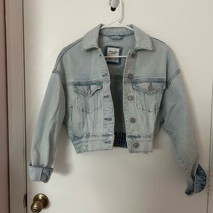 Abercrombie cropped denim jacket